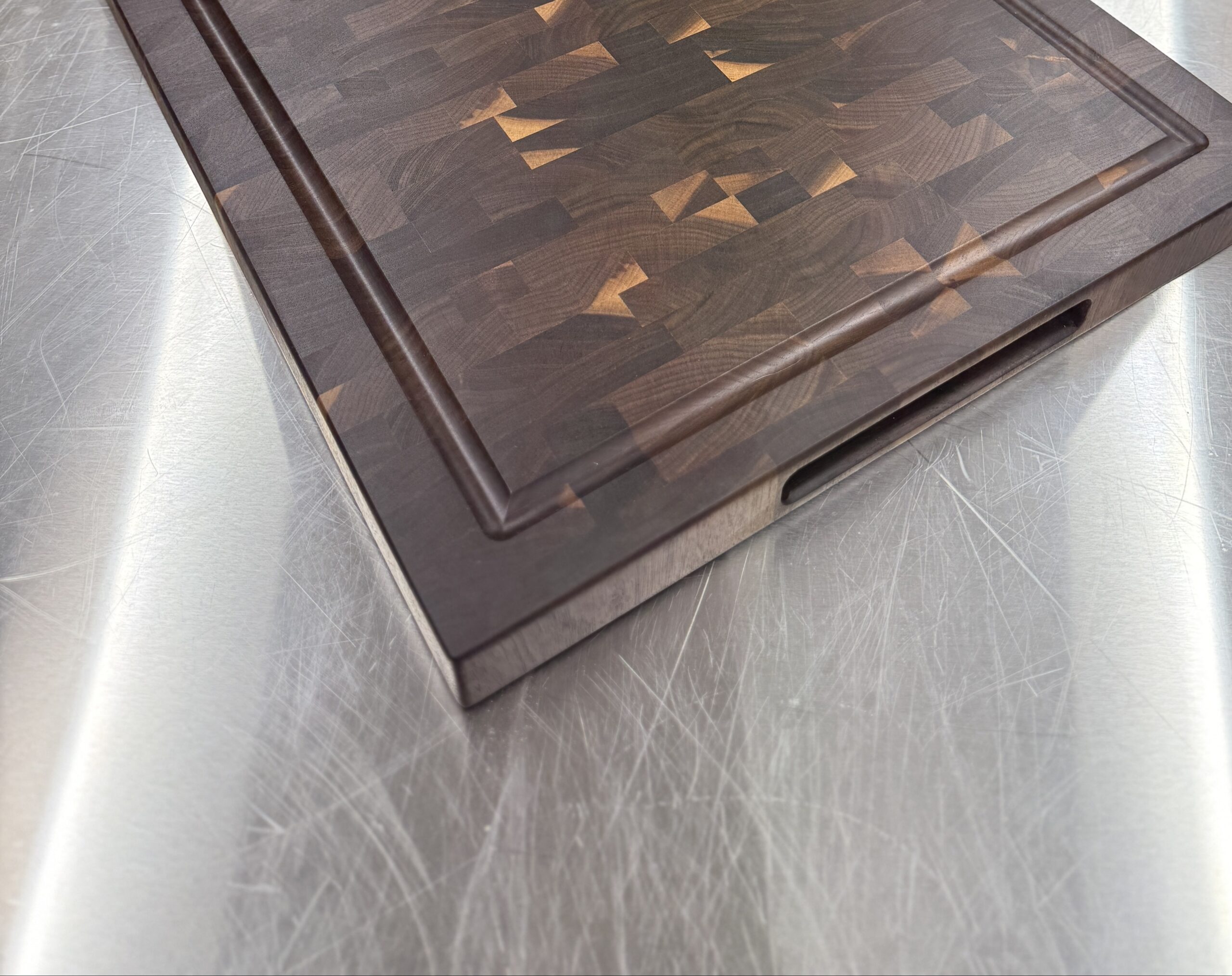 Why End-Grain Cutting Boards Help Keep Your Knives Sharper